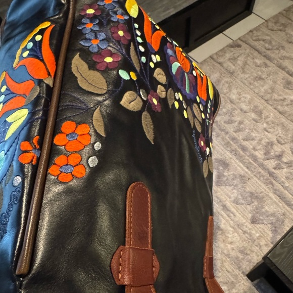 Consuela Navy Blue LEATHER RARE Classic Tote Beautiful Embroidery - Picture 12 of 15